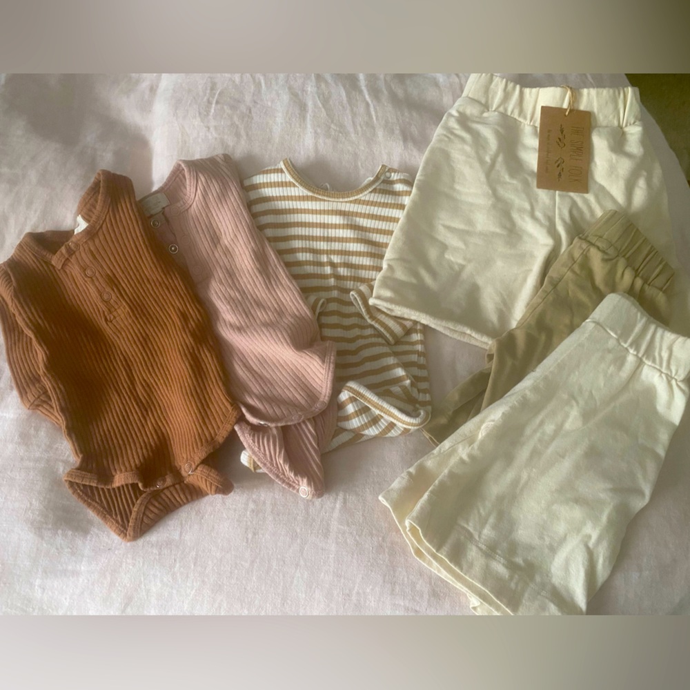Bundle of simple folk and Quincy mae